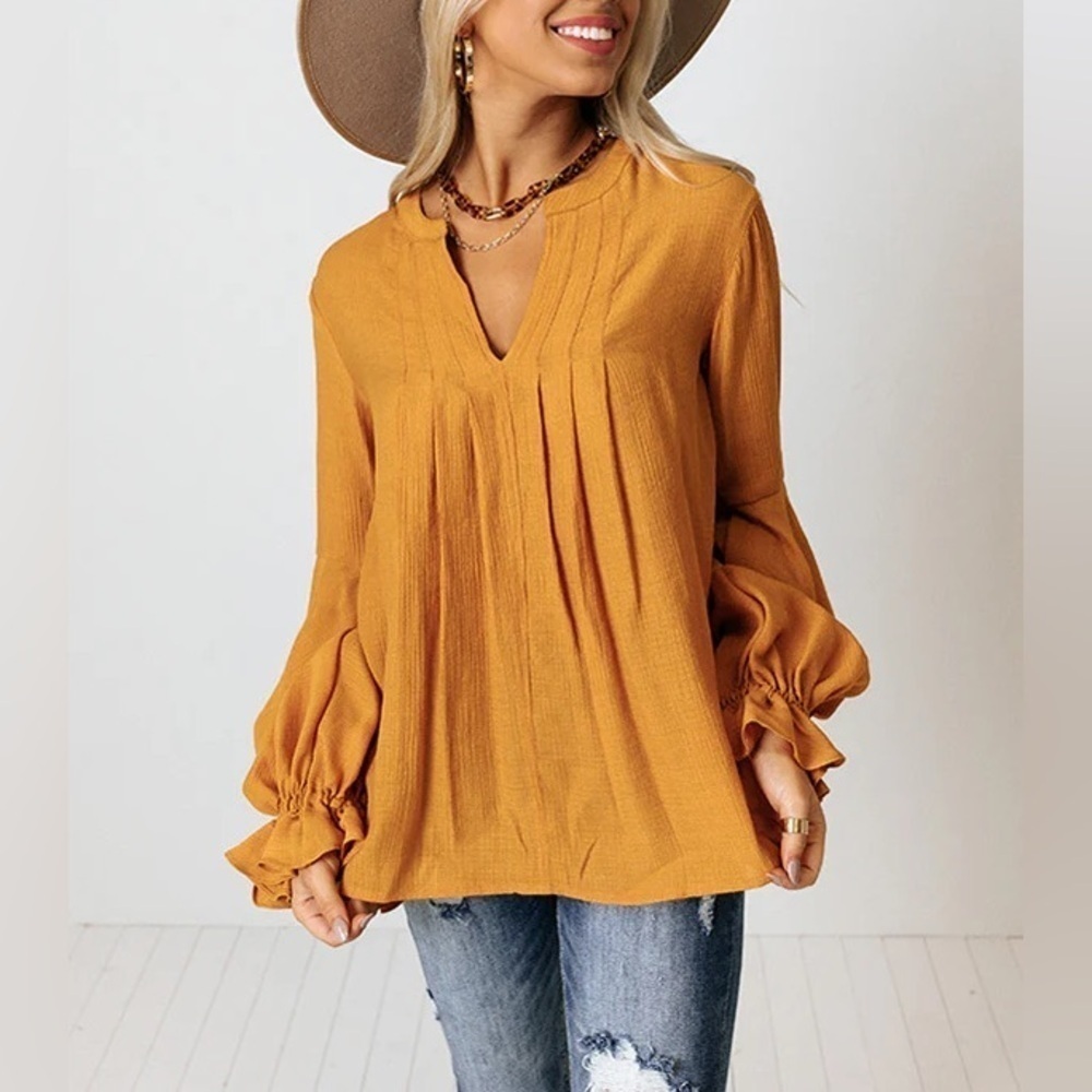 Flawless Santa Cruz Chic Shift Top in Golden Honey - Size M